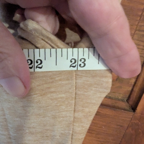 Pink Crochet Blouse with Relaxed Style - Picture 6 of 6